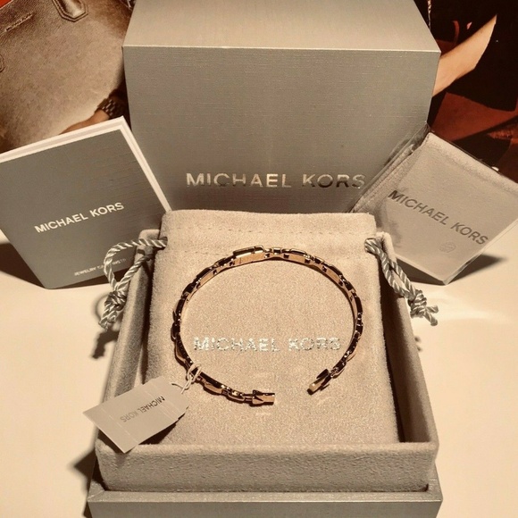 🎁 $225 MICHAEL KORS Mercer Link 14K Rse Gold Cuff - Picture 3 of 6